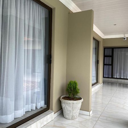 The Fine Line Lodge Pretoria-Noord Buitenkant foto